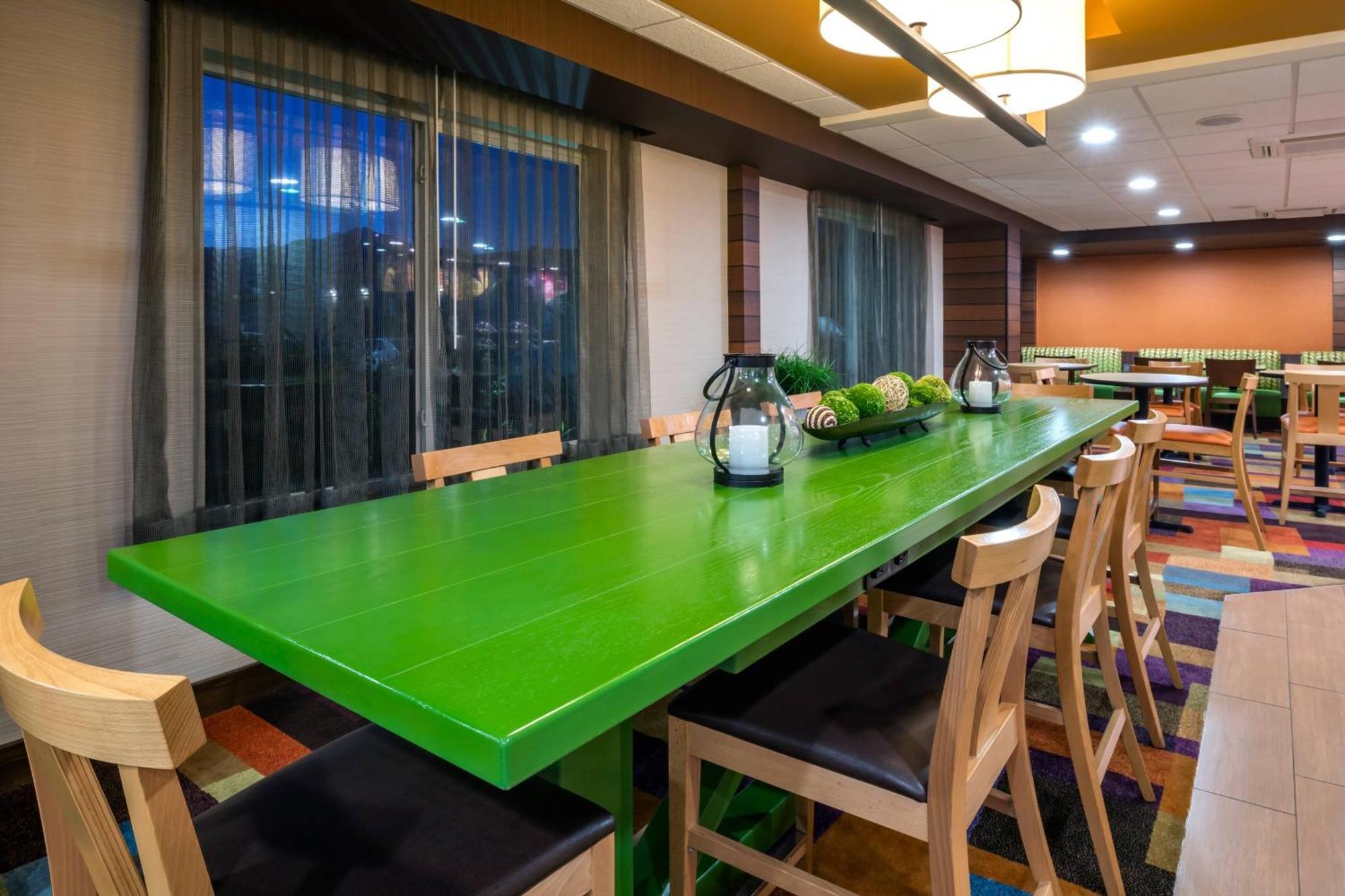 Fairfield Inn Salt Lake City South Мюррей Экстерьер фото